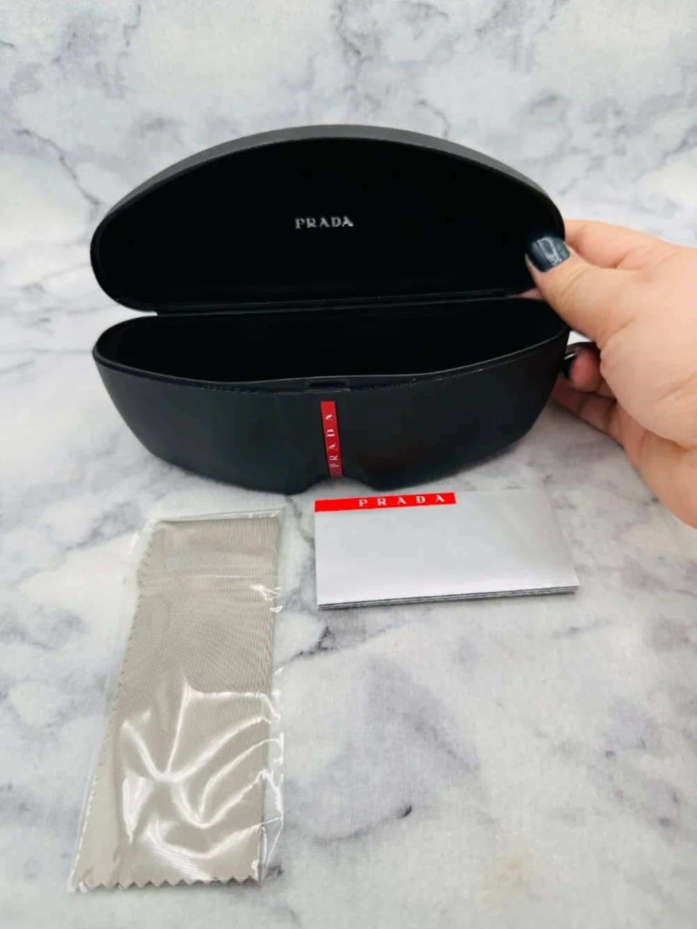 Prada Sunglasses Case,Black Hard Sport Case,Gray Cleaning Cloth,Authentic Card - Picture 4 of 11